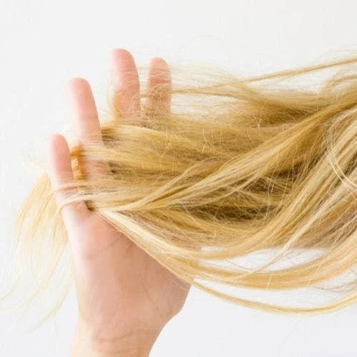 Dry Hair: Causes and Treatments