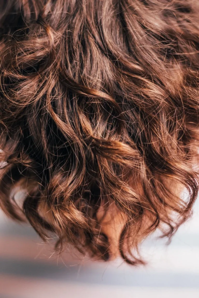 Is Dry Shampoo Safe? Potential Damage & Usage Recommendations