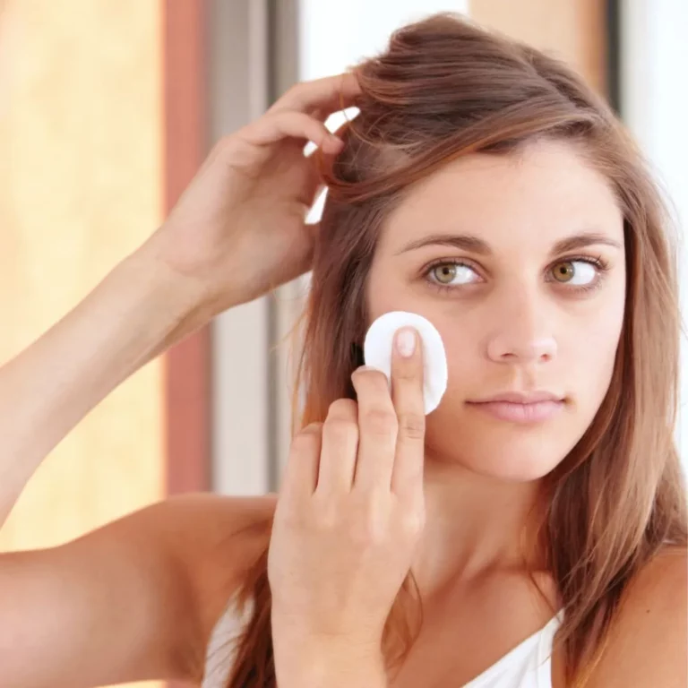 Can I Exfoliate While Using Retinol? Doctor Explains